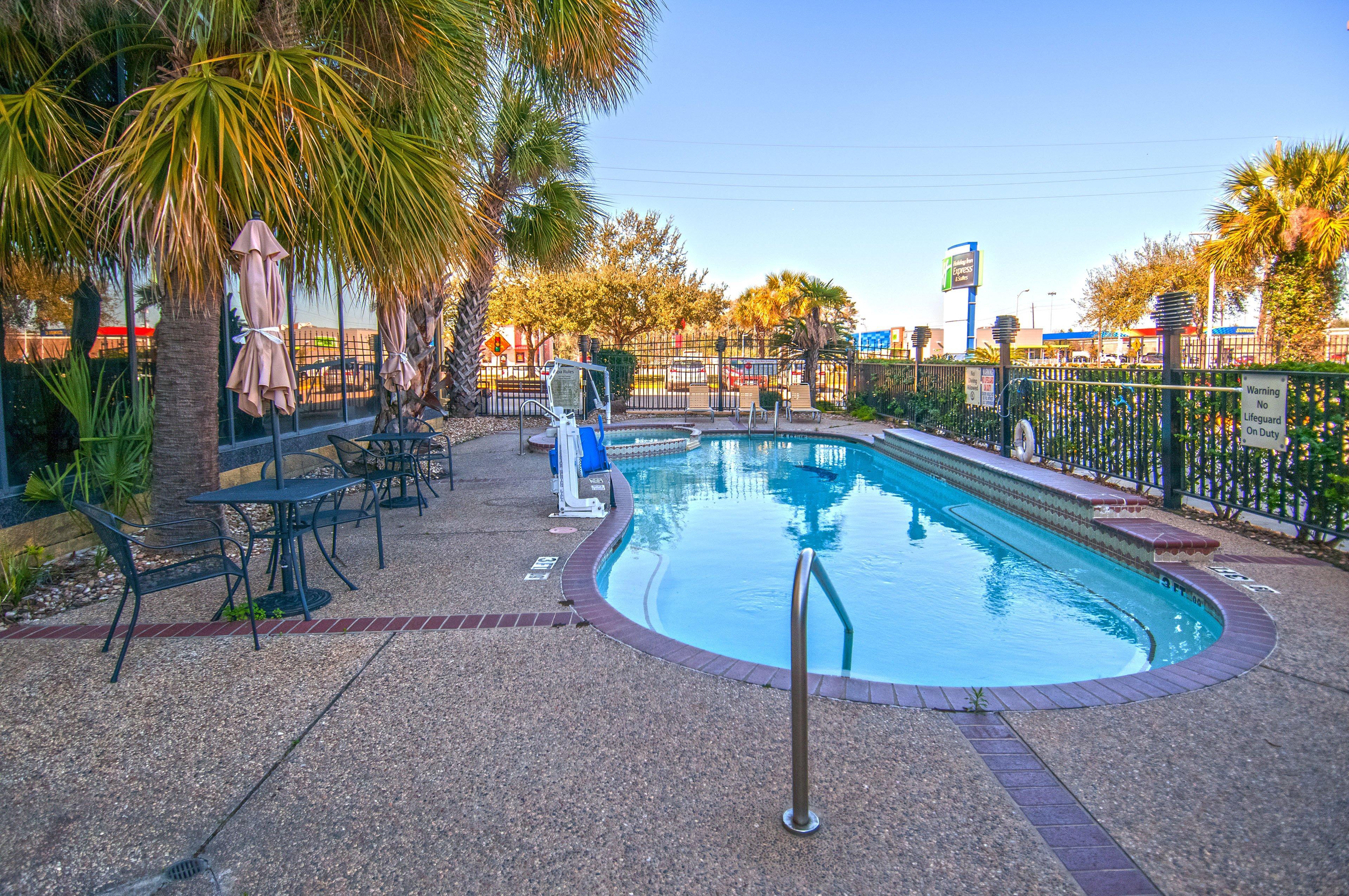 Holiday Inn Express Hotel & Suites Houston North Intercontinental By Ihg Westfield Ngoại thất bức ảnh