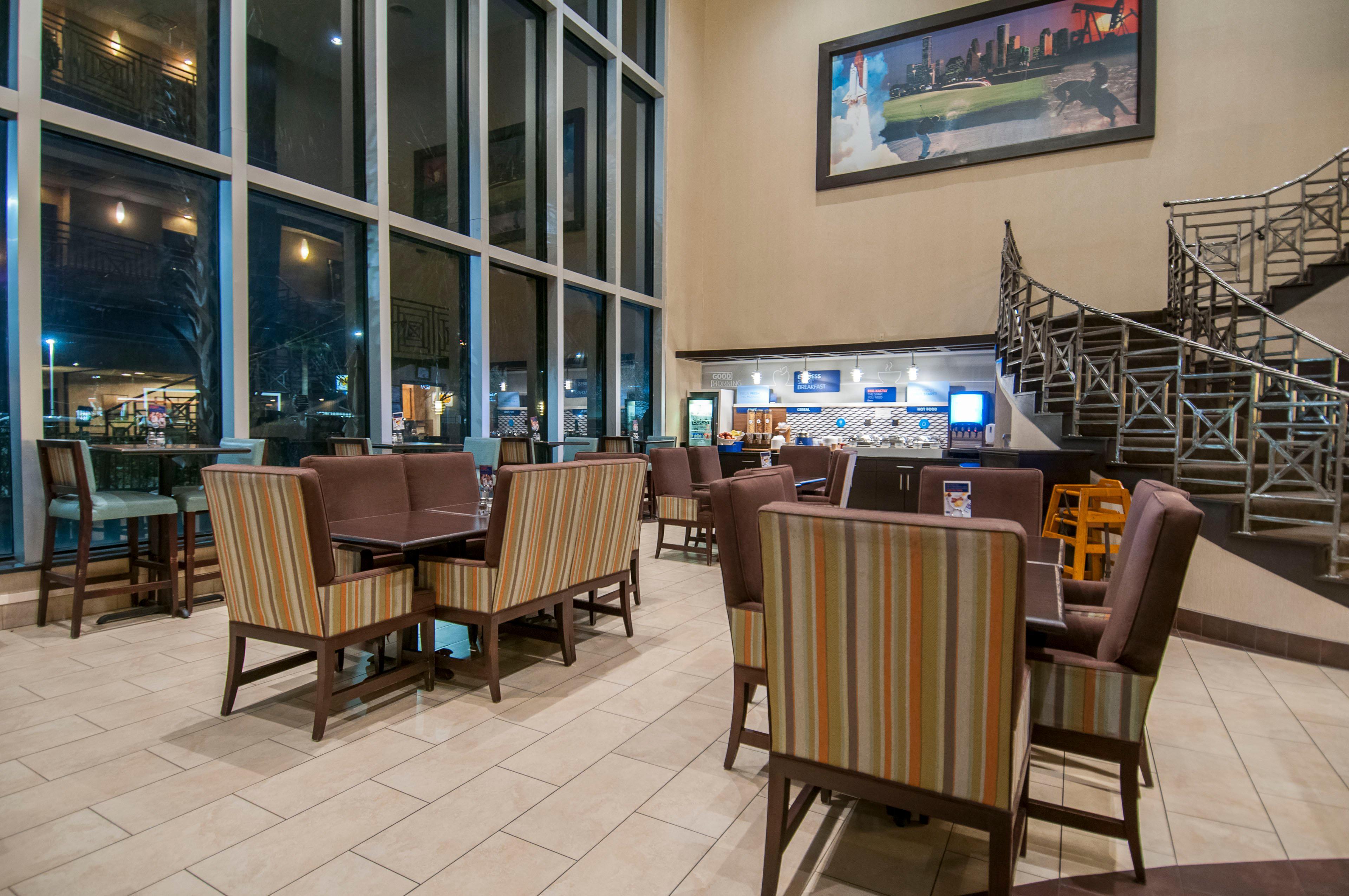 Holiday Inn Express Hotel & Suites Houston North Intercontinental By Ihg Westfield Ngoại thất bức ảnh