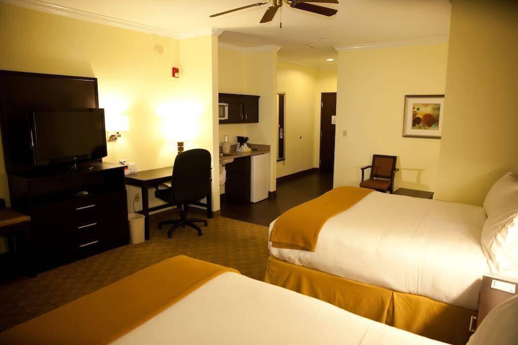 Holiday Inn Express Hotel & Suites Houston North Intercontinental By Ihg Westfield Ngoại thất bức ảnh